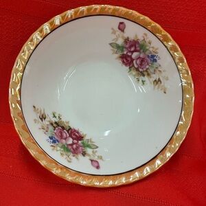 Vintage Floral Gold Rimmed Bowl, made in Japan.